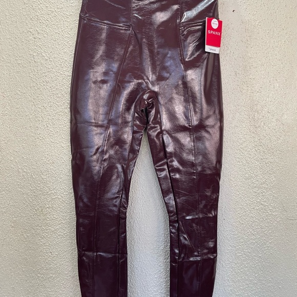 Spanx Ruby Red Faux Leather Leggings size Small Petite New - Picture 5 of 9